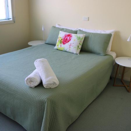 Kermandie Hotel Port Huon ภายนอก รูปภาพ