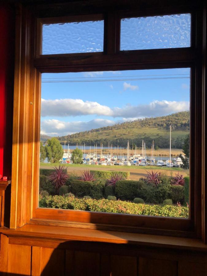 Kermandie Hotel Port Huon ภายนอก รูปภาพ