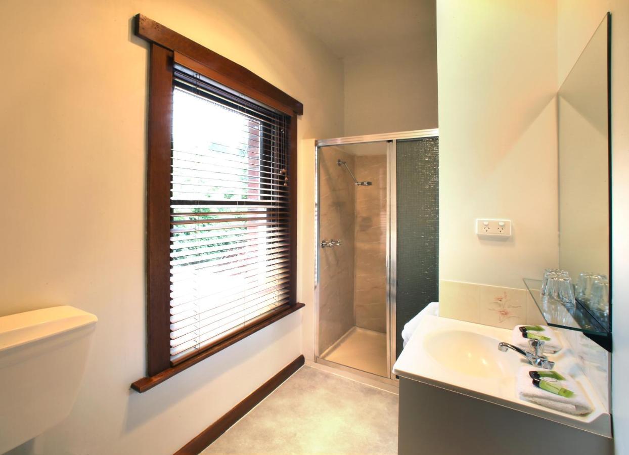 Kermandie Hotel Port Huon ภายนอก รูปภาพ