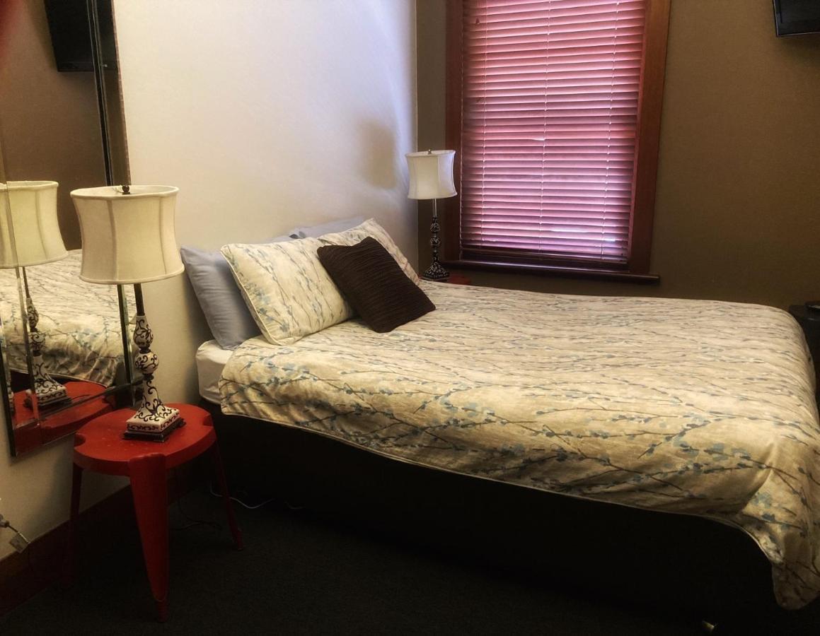 Kermandie Hotel Port Huon ภายนอก รูปภาพ