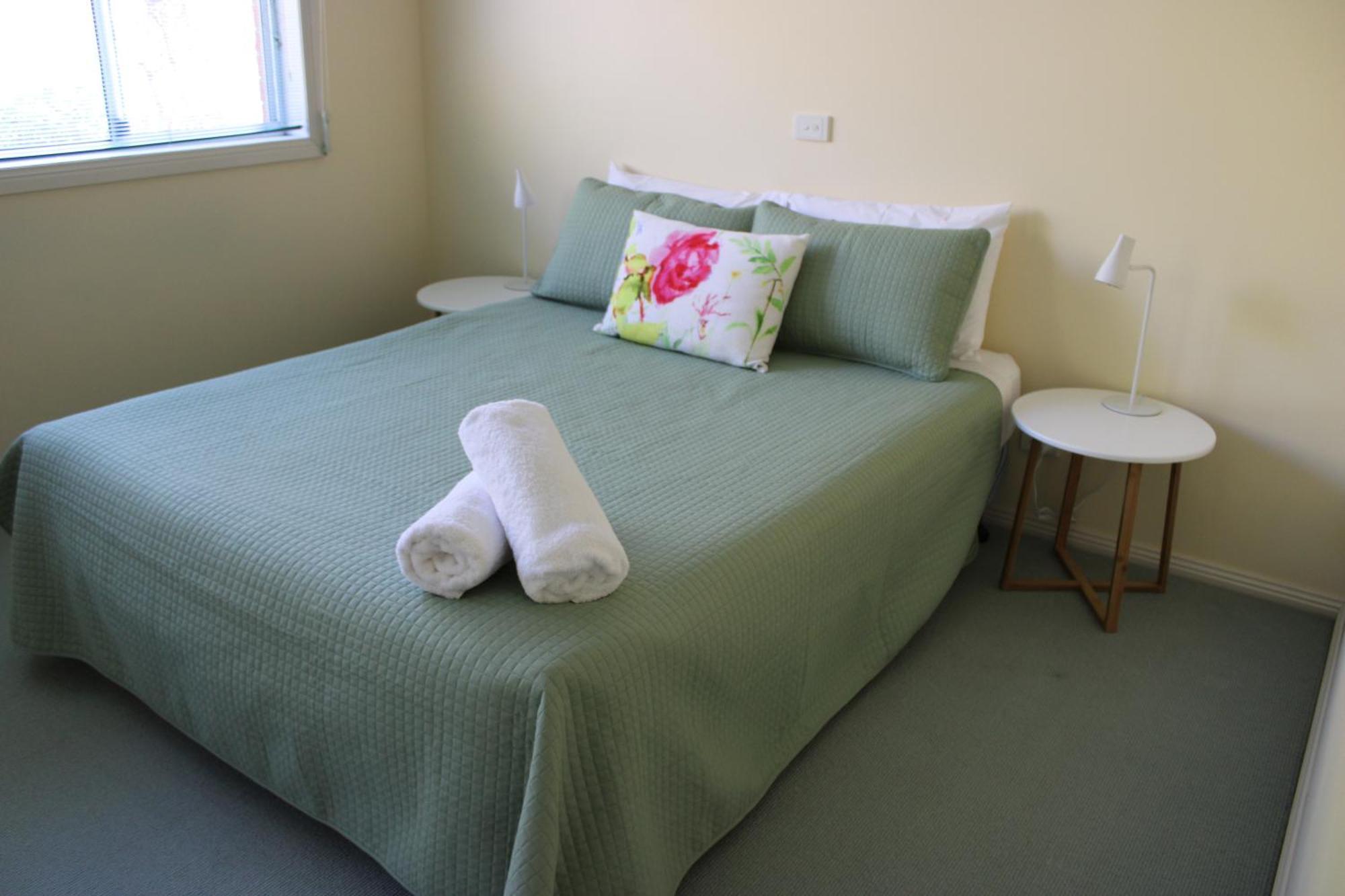 Kermandie Hotel Port Huon ภายนอก รูปภาพ